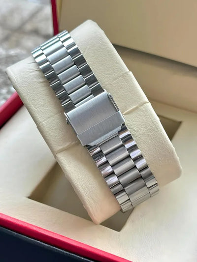 Aurelius Tetra 38 — Jet Square / Steel