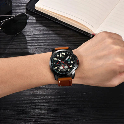 Vanguard Scout — Black / Canvas Strap
